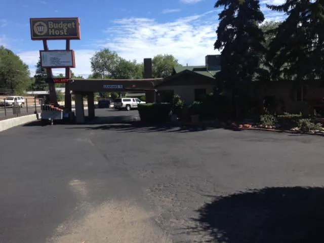 Sierra Inn hotel hero