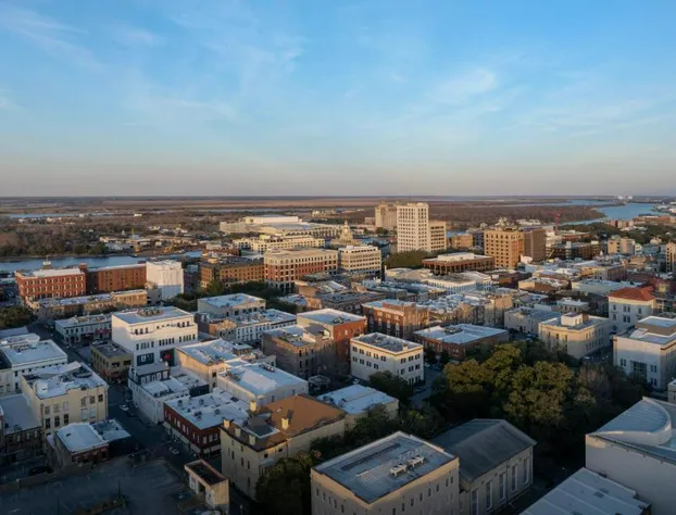 SpringHill Suites Savannah Downtown / Historic District hotel detail image 3