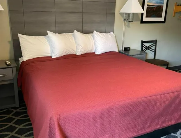 The Springwater Inn hotel detail image 4