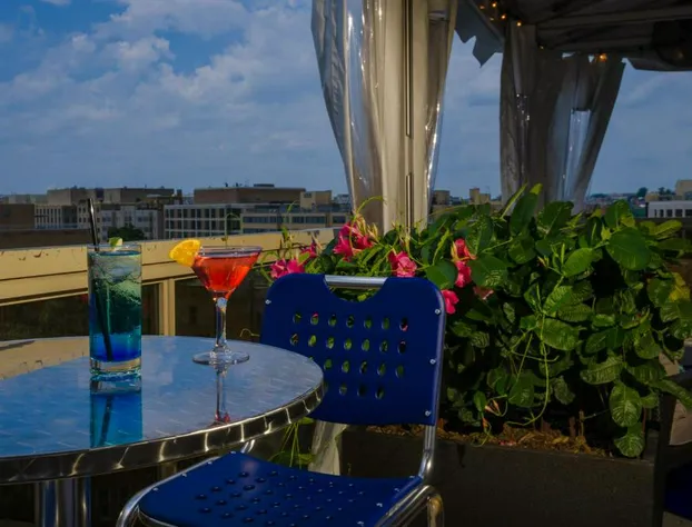 Beacon Hotel & Corporate Quarters hotel detail image 4