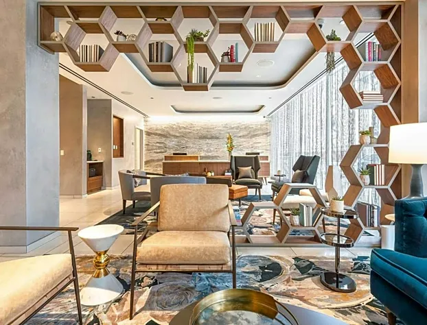 Le Méridien Essex Chicago hotel detail image 3