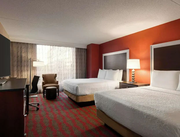 DoubleTree by Hilton New York LaGuardia Airport hotel detail image 4