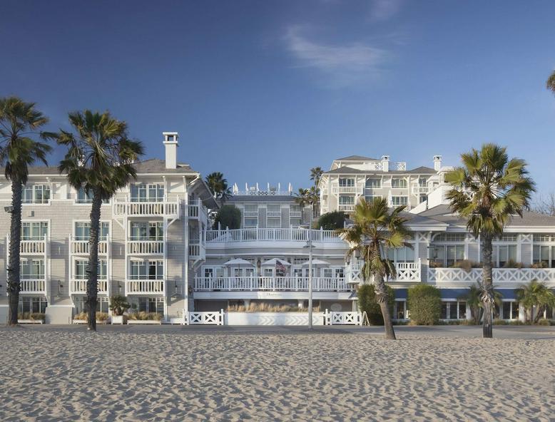 Shutters on the Beach hotel detail image 3