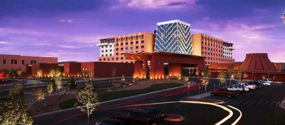 Isleta Resort and Casino hotel hero
