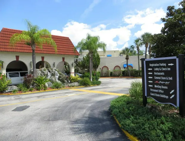Maingate Lakeside Resort hotel detail image 1
