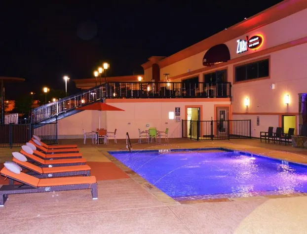 Lux Hotel & Spa, Trademark Collection by Wyndham hotel detail image 1