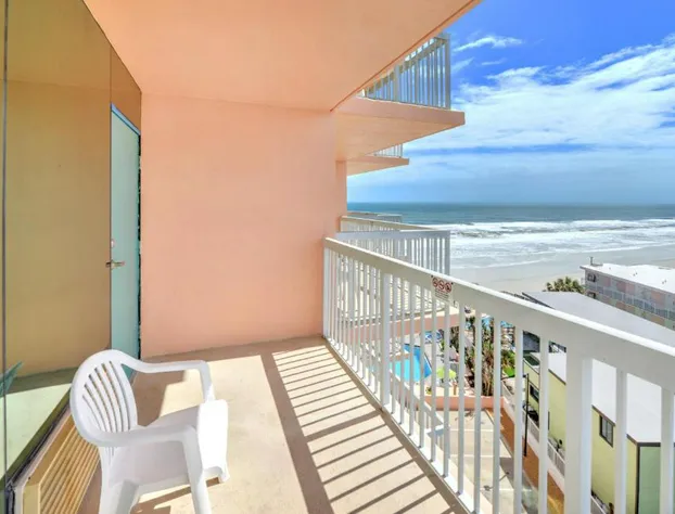 Bahama House hotel detail image 3
