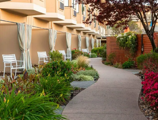 The Lodge at Tiburon hotel detail image 4