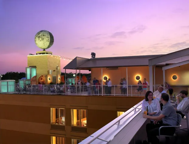 Moonrise Hotel hotel detail image 3