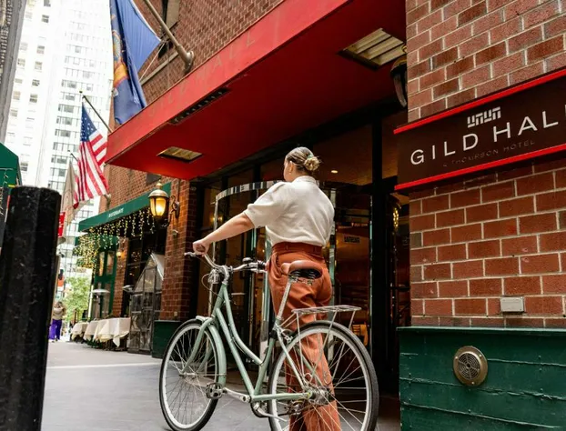 Gild Hall, A Thompson Hotel, by Hyatt hotel detail image 4