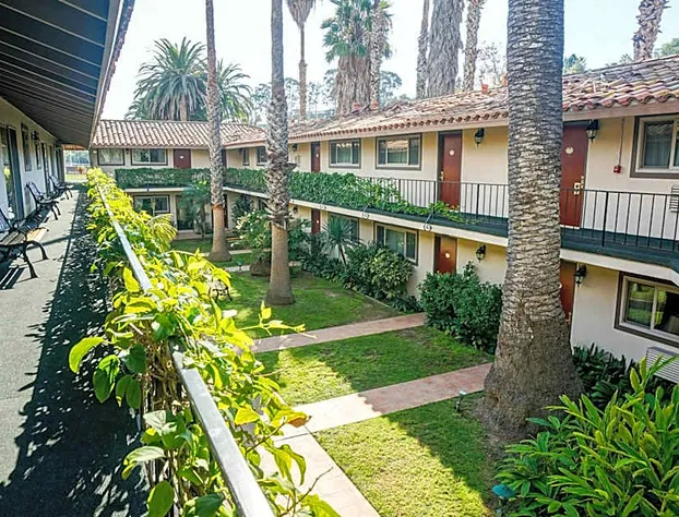 Inn By The Harbor hotel detail image 4