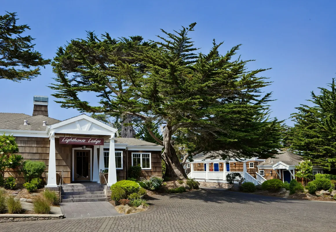 Lighthouse Lodge And Cottages hotel hero