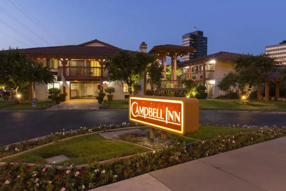 Campbell Inn hotel hero