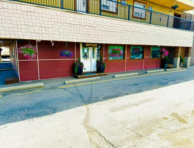 Coast Dawson Creek Hotel hotel detail image 3