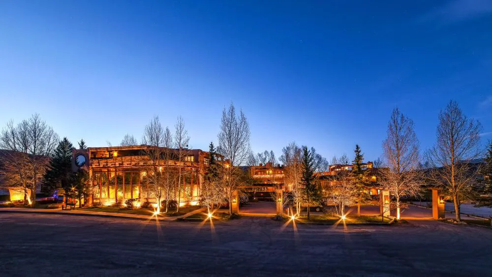 Chipeta Lodge hotel hero