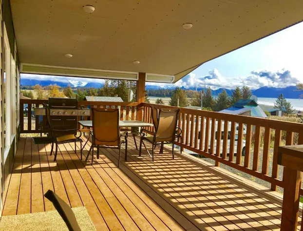 Driftwood Inn and Seaside Lodges hotel detail image 1