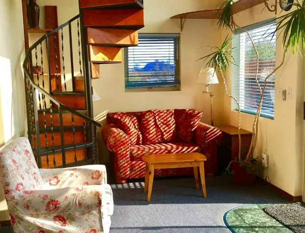 Driftwood Inn and Seaside Lodges hotel detail image 3