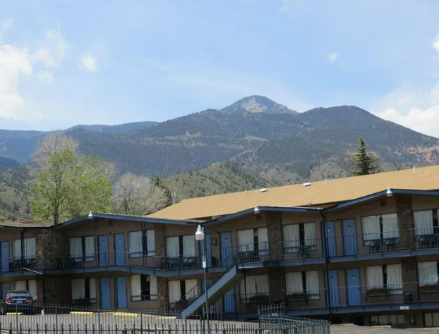 Silver Saddle Motel hotel detail image 3