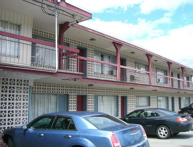 Alberni Inn hotel detail image 2