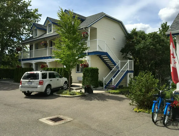 Lakeside Country Inn hotel detail image 1