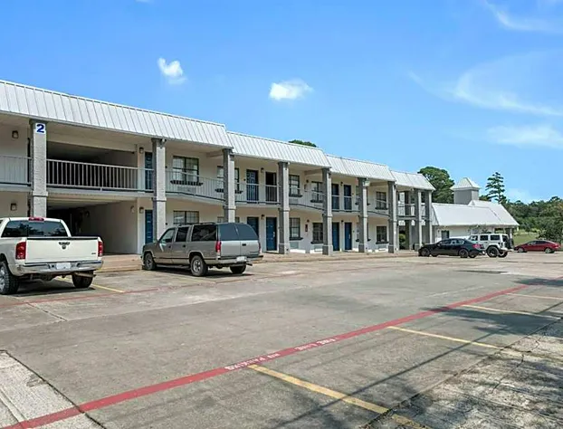 Motel 6 Kilgore, TX hotel detail image 1