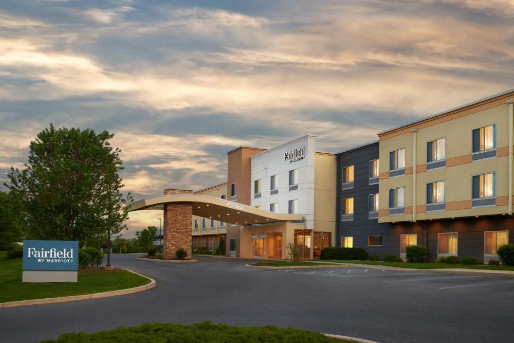 Fairfield Inn & Suites Reading Wyomissing hotel hero