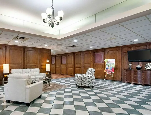 Rodeway Inn Indianapolis I-70 hotel detail image 2