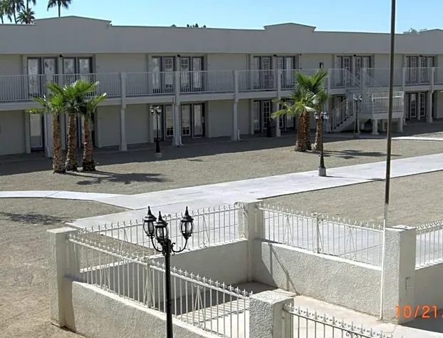 Days Inn by Wyndham Brawley hotel detail image 1