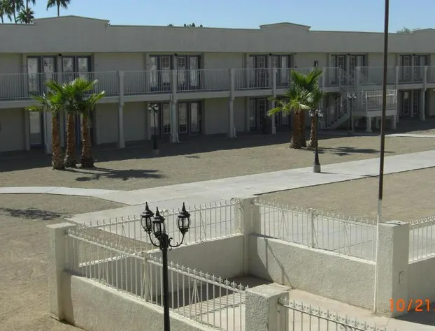 Days Inn by Wyndham Brawley hotel detail image 1