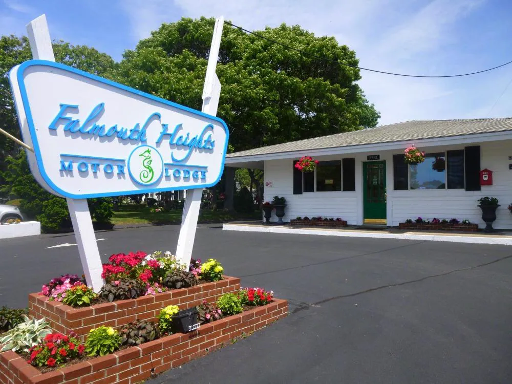 Falmouth Heights Motor Lodge hotel hero