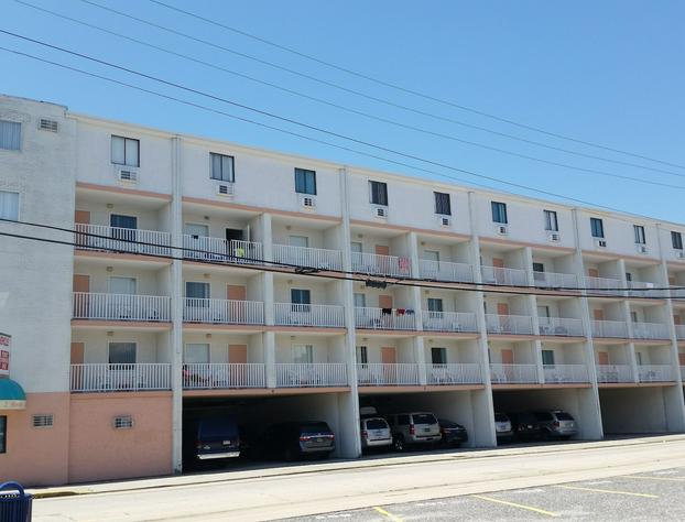 Isle of Palms hotel detail image 1