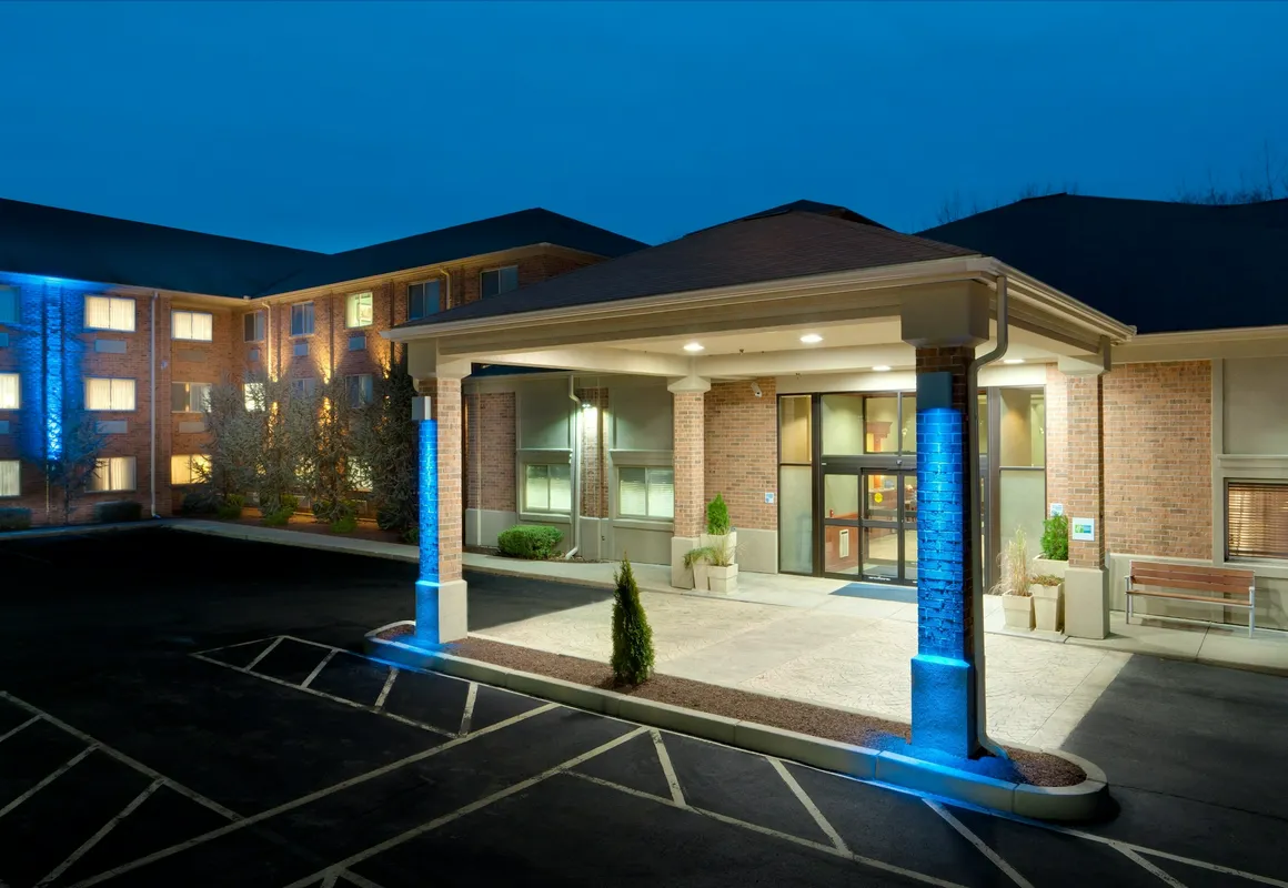 Holiday Inn Express and Suites by IHG hotel hero