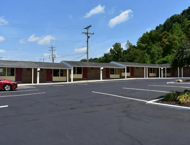 South Hills Motel hotel detail image 3