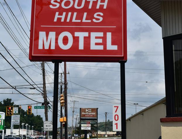South Hills Motel hotel detail image 3