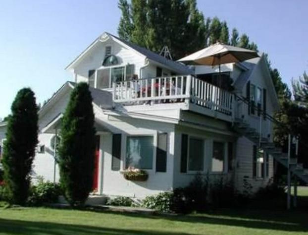 Cozy Rose Inn hotel detail image 3