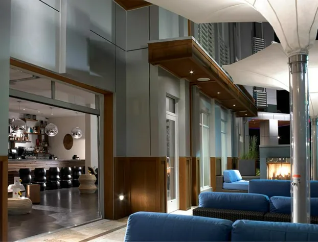 Bungalow Hotel hotel detail image 2