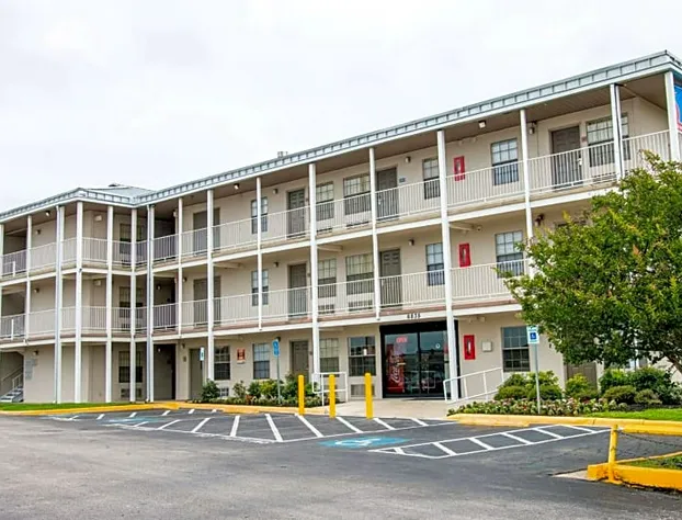 Studio 6 San Antonio, TX - Lackland AFB hotel detail image 2