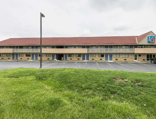 Motel 6 Overland Park, KS hotel detail image 2