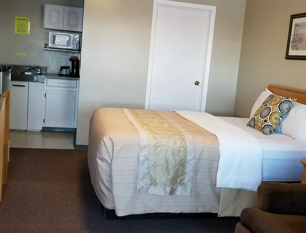 Athabasca Lodge Motel hotel detail image 3