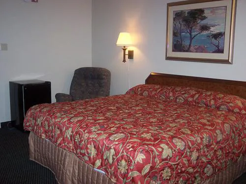 Red Carpet Inn Terre Haute hotel detail image 4