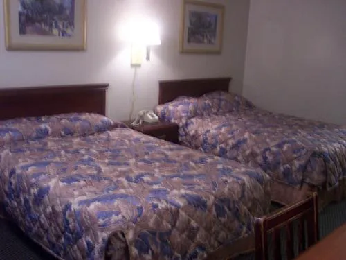 Red Carpet Inn Terre Haute hotel detail image 1