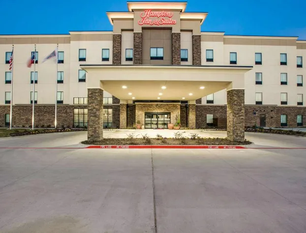 Hampton Inn & Suites Dallas/Ft. Worth Airport South hotel detail image 1