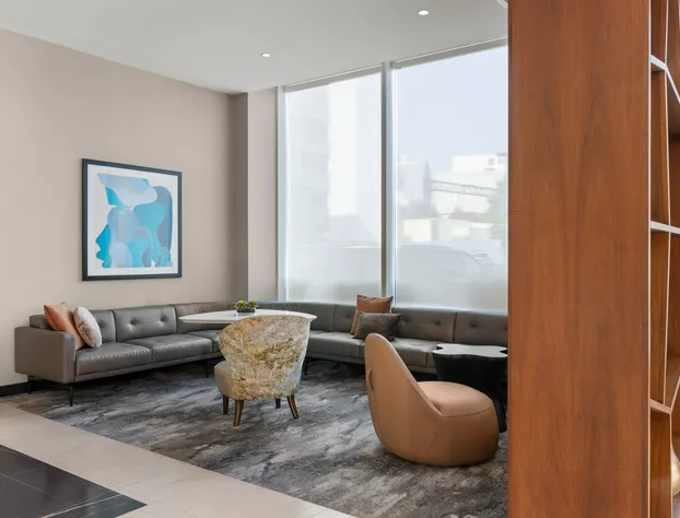 Residence Inn New York The Bronx At Metro Center Atrium hotel detail image 3