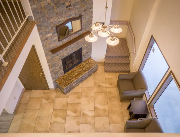 Sunnyside Inn & Suites hotel detail image 3