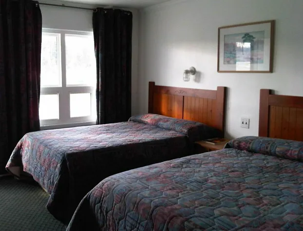 Pleasant Manor Motel hotel detail image 3