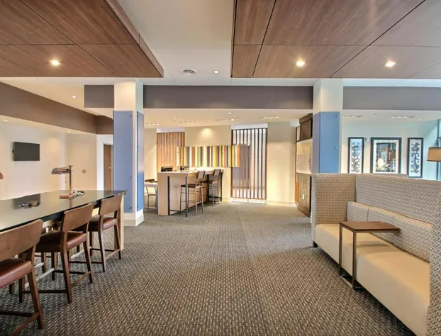 Holiday Inn Express & Suites Fond Du Lac by IHG hotel detail image 4