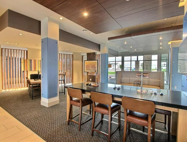 Holiday Inn Express & Suites Fond Du Lac by IHG hotel detail image 4