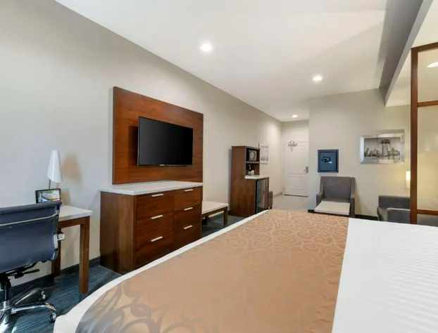 Best Western Plus Gardena Inn & Suites hotel detail image 4