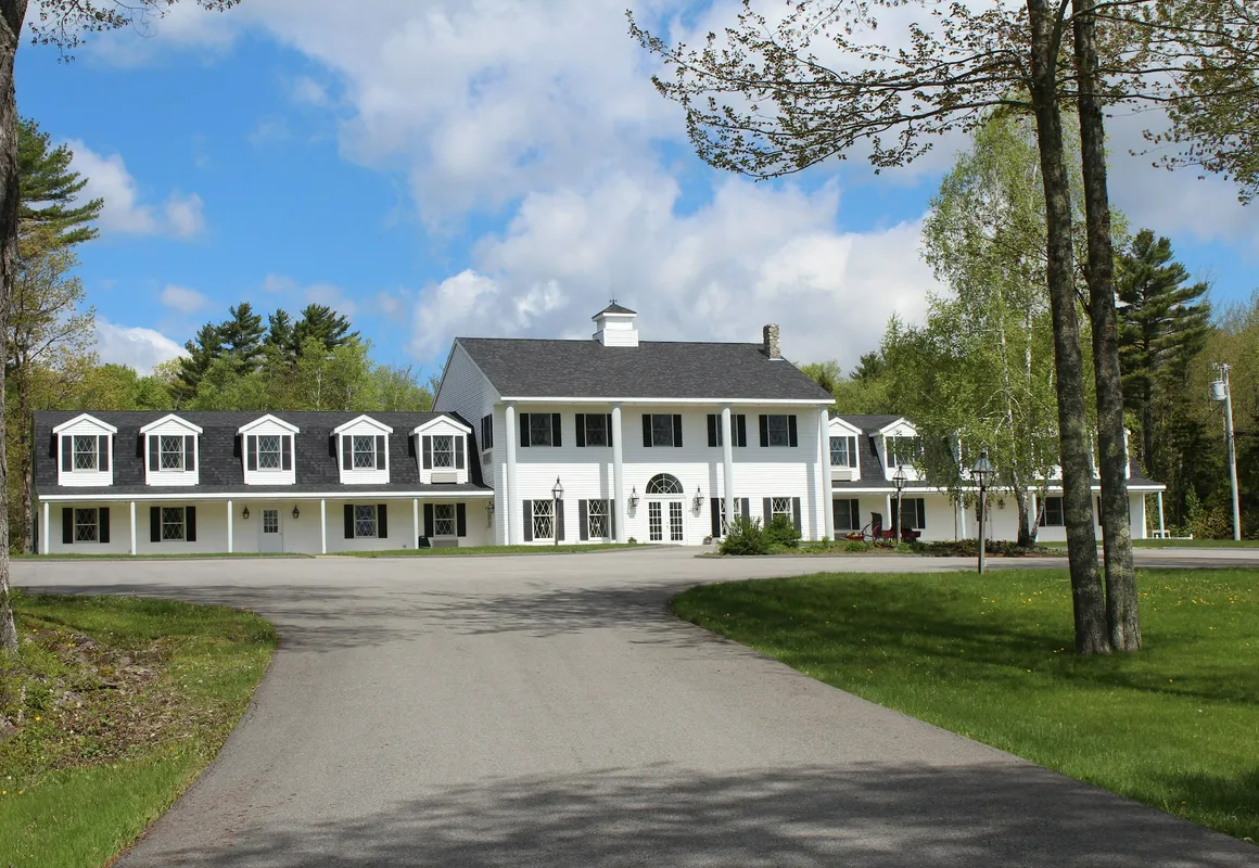 Black Horse Inn hotel hero