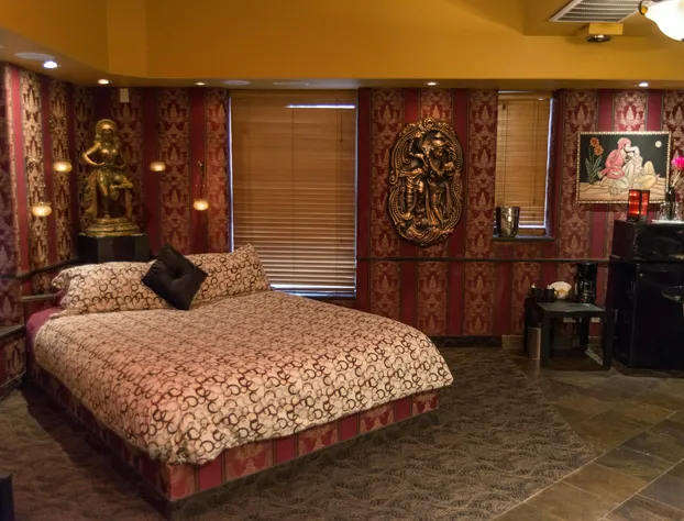 Mariaggi's Theme Suite Hotel & Spa hotel detail image 3